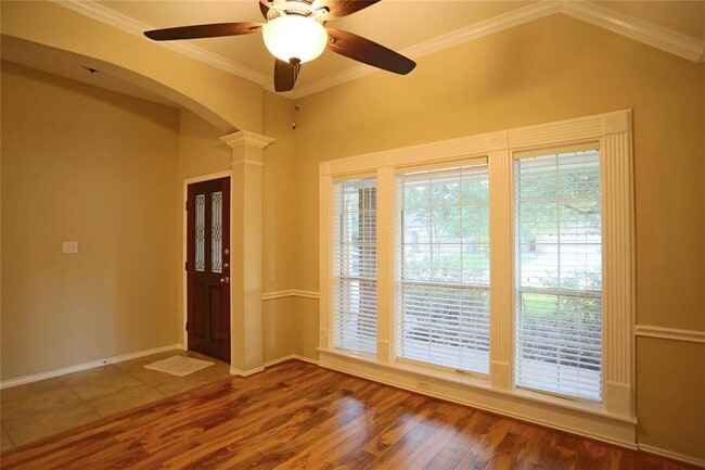 Building Photo - 21338 Willow Glade Dr