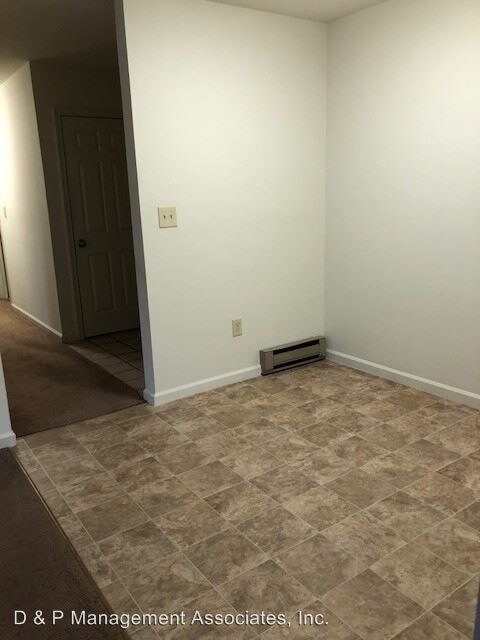 Foto del edificio - 1562 Linwood St