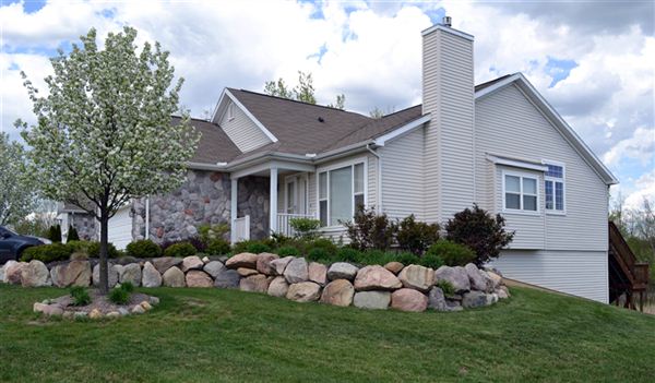 Building Photo - 3937 Fox Glen Dr