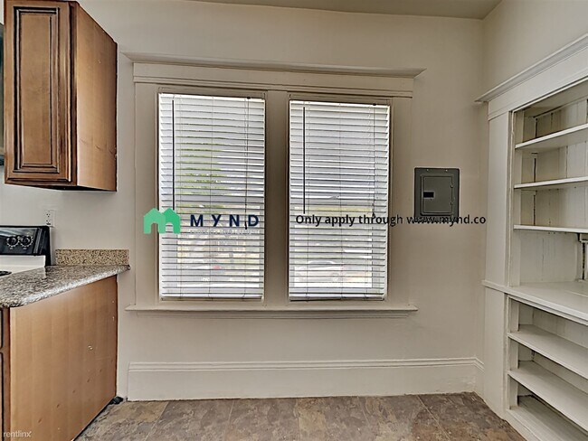Building Photo - 3 br, 1 bath  - 1821 Sherman St Unit B