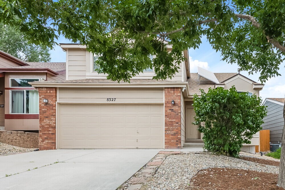 Foto principal - 8327 Chancellor Dr