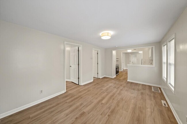 Building Photo - 4459 Fisher St