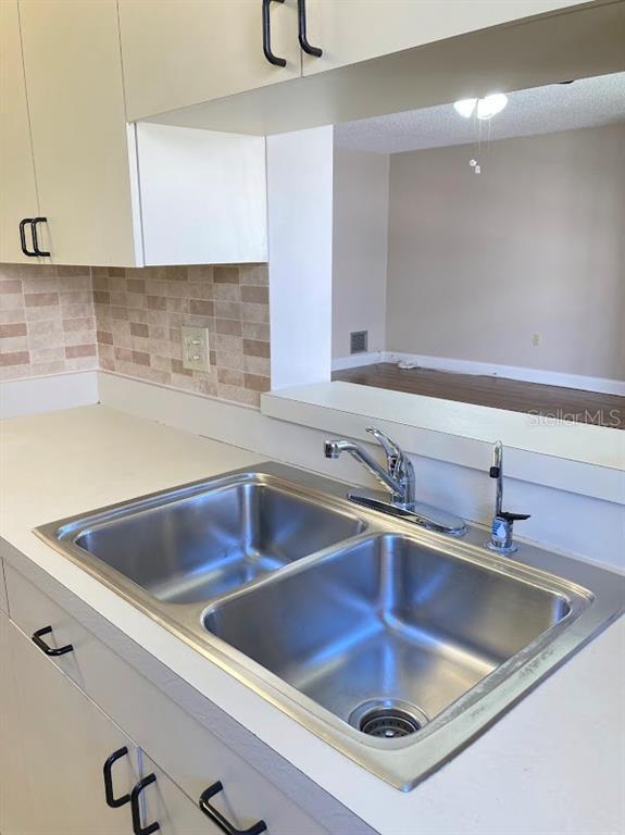 Foto del edificio - 5603 80th St N