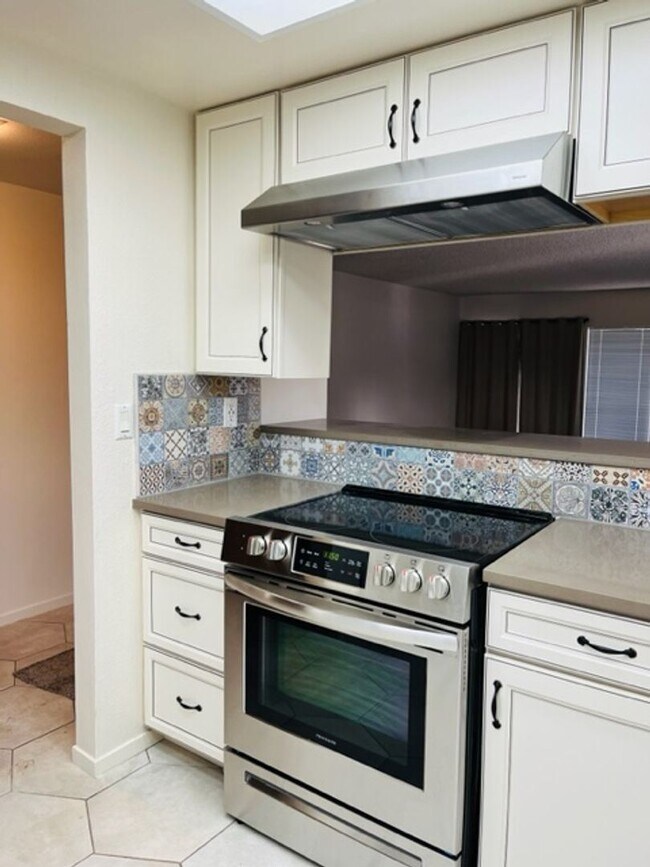 Foto del edificio - 3 br, 2 bath House - 5581 Rubion Circle