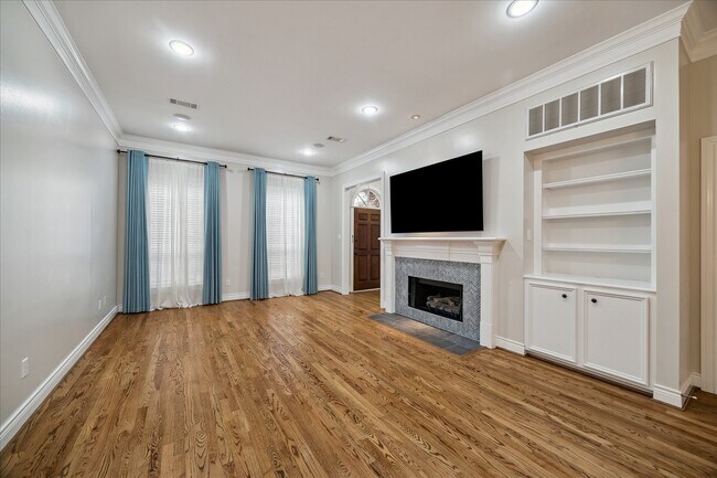 Foto del edificio - 6845 Staffordshire Blvd