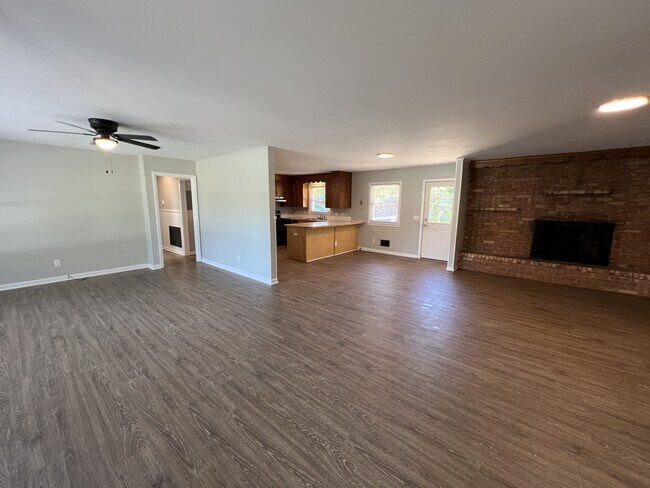 Photo - 5305 Ridgewood Heights Dr House