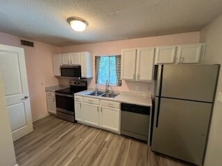 Kitchen - 507 NW 39th Rd