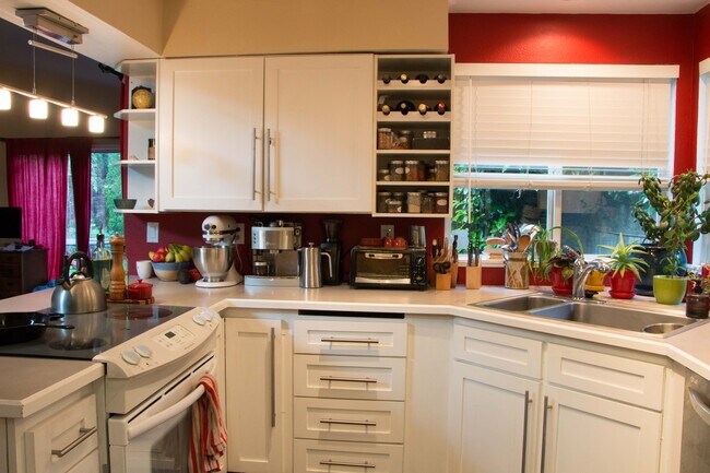 Spice and wine rack. - 3306 Northeast Holman Street