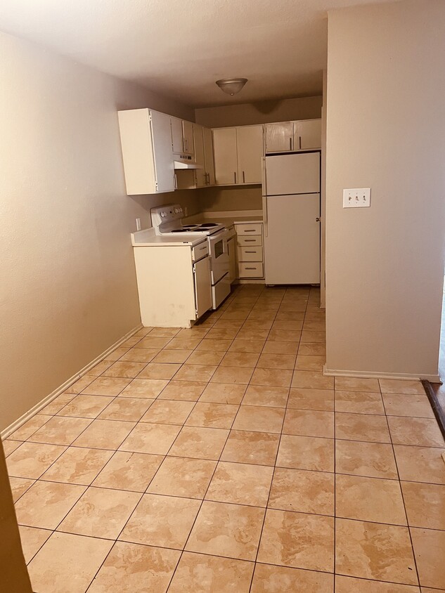 Building Photo - 138 Edith Rose Ln