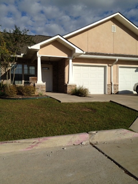 Foto del edificio - Villas of Lake Charles