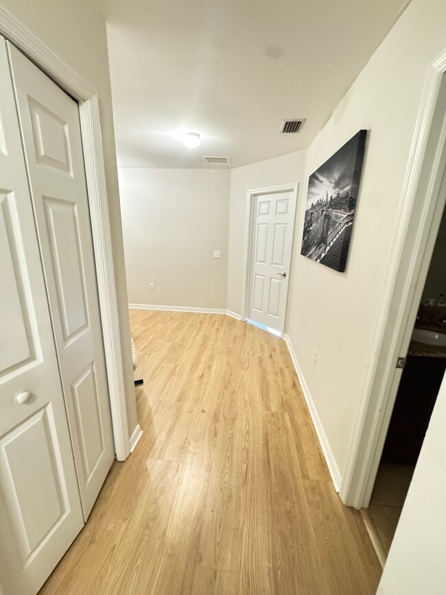 Building Photo - 3874 Cherrybrook Loop