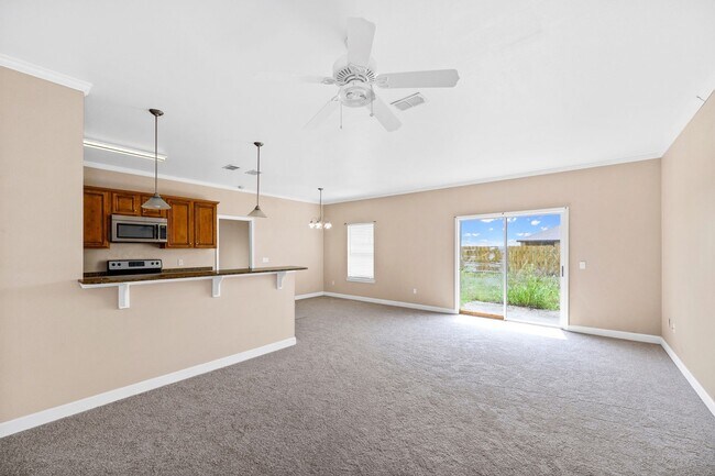 Foto del edificio - Loxley Home for Lease Available October!!