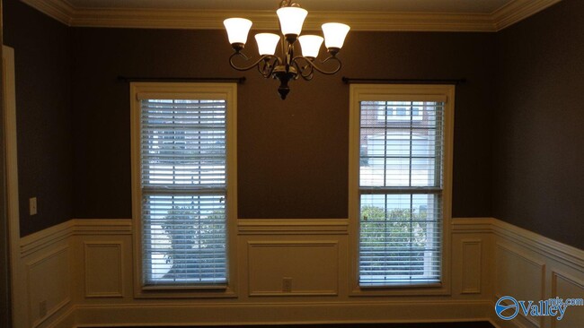 Foto del edificio - 15132 Lakeside Trail SW
