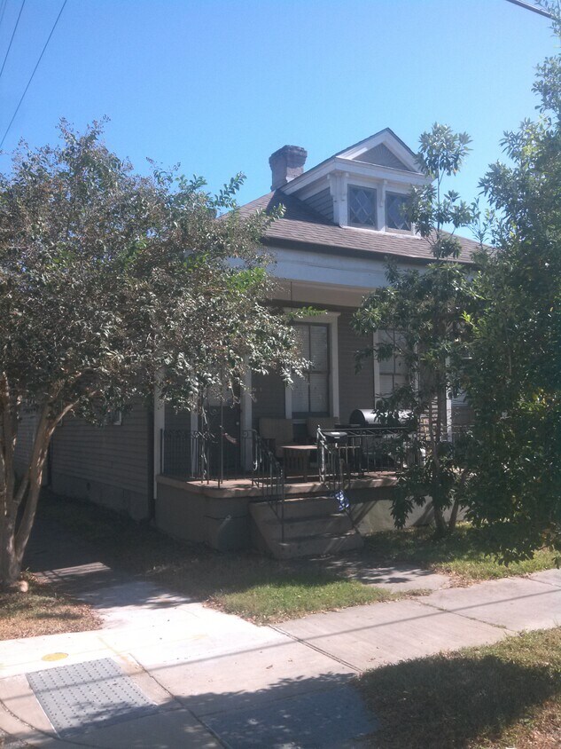 Primary Photo - 500 S Rendon St