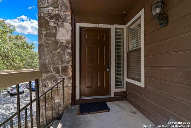 Building Photo - 11520 Huebner Rd