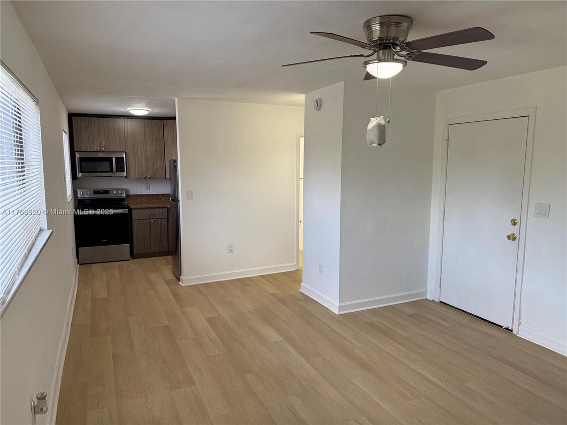 Foto principal - 180 NE 71st St
