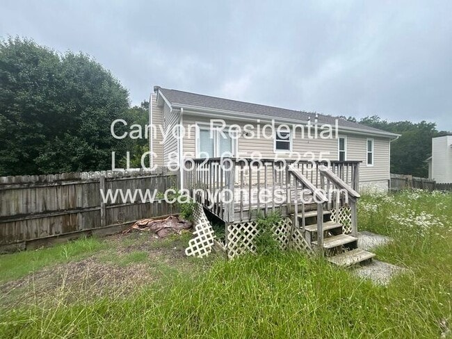 Building Photo - 211 Brently Woods Dr