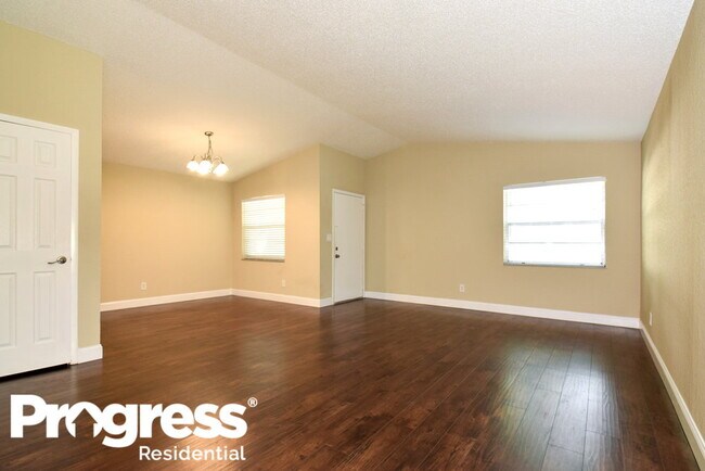 Building Photo - 4404 Sawgrass Blvd