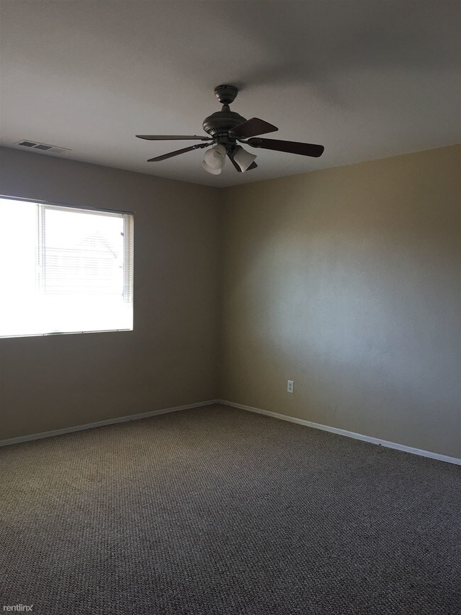 Building Photo - 13206 Bassett Dr