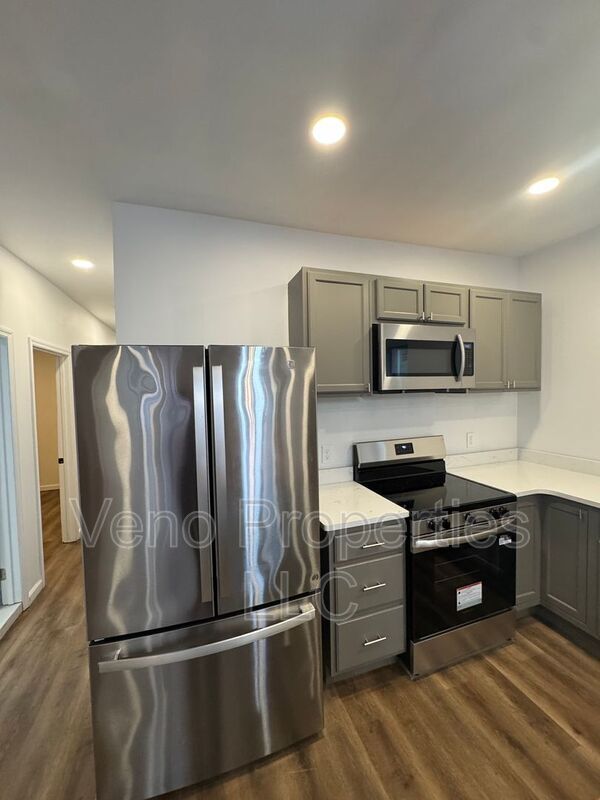 Foto del edificio - 351 4th St