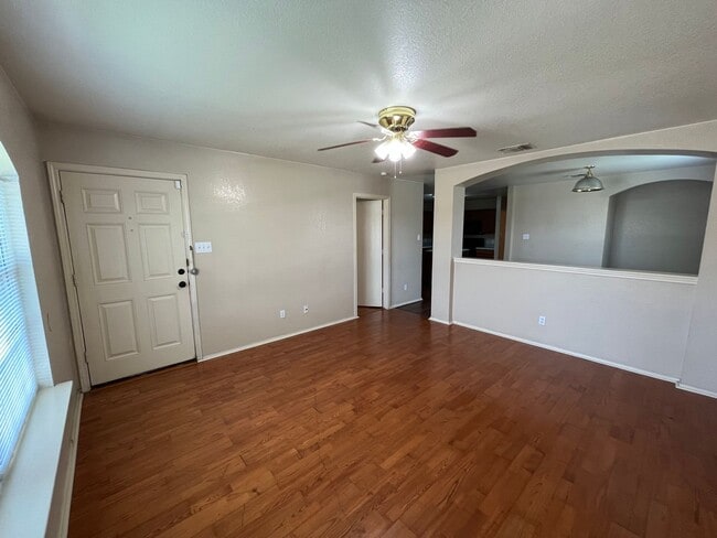 Building Photo - 8107 Heights Valley, Converse, TX. 78109