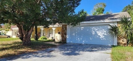 Building Photo - 12303 Partridge Hill Row