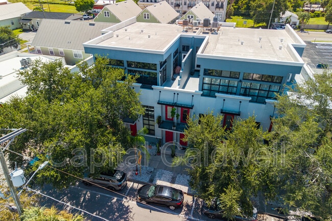 Foto del edificio - 1615 E fifth Ave