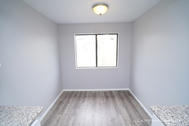 Building Photo - 13825 Beaver St