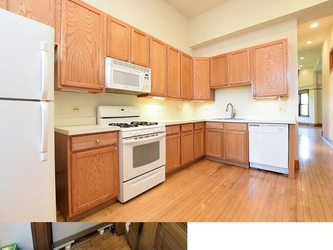 Building Photo - 3017 N Seminary Ave