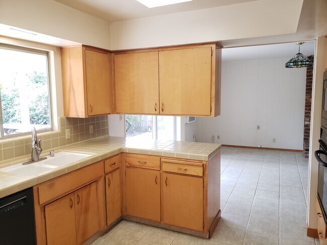 Building Photo - Beautiful Classic Saratoga Home Available ...
