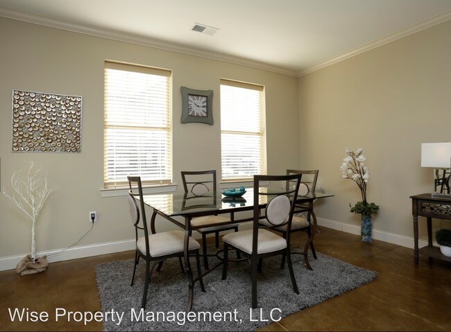 Foto del edificio - 517 Pink Moon Drive