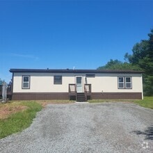 Building Photo - 113 Burr Rd