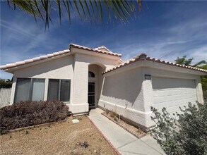 Building Photo - 5208 Velazco Ln