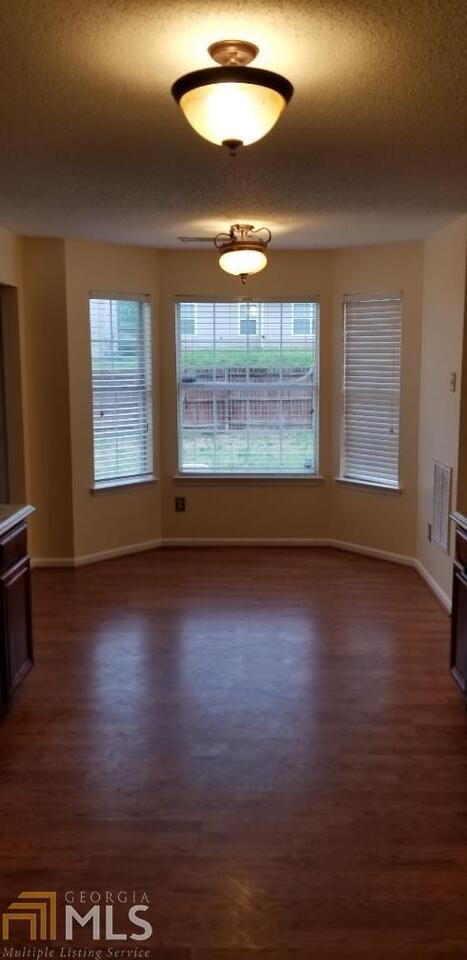 Foto del edificio - 3666 Sugar Maple St