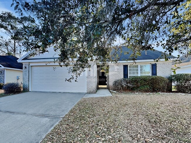 Building Photo - 174 Fontenot Dr