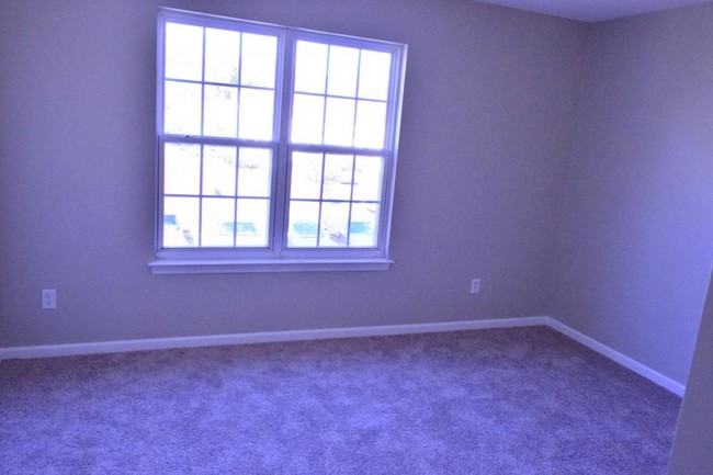 Foto del edificio - 3137 Nevin Place Dr.