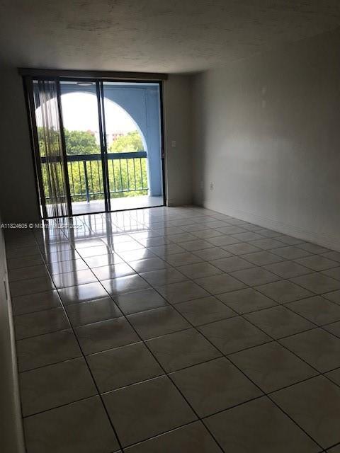 Foto del edificio - 9440 Fontainebleau Blvd