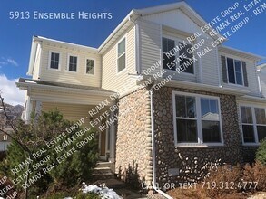 Building Photo - 5913 Ensemble Heights