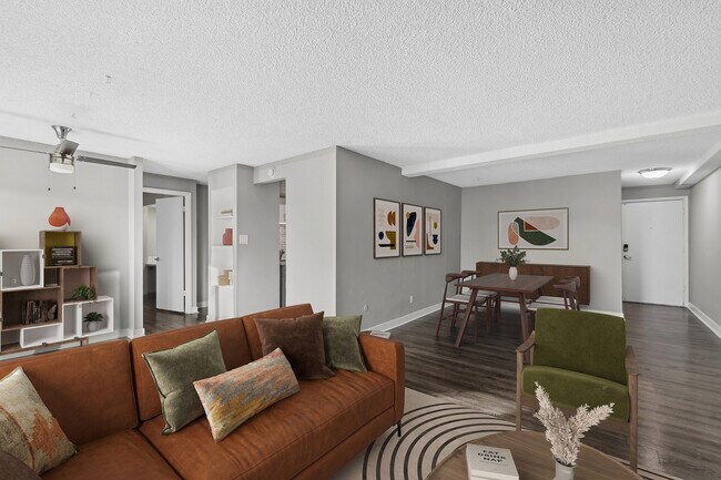 Building Photo - Arrive 800 Penn