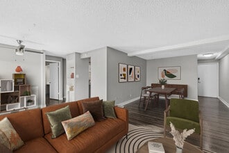 Building Photo - Arrive 800 Penn