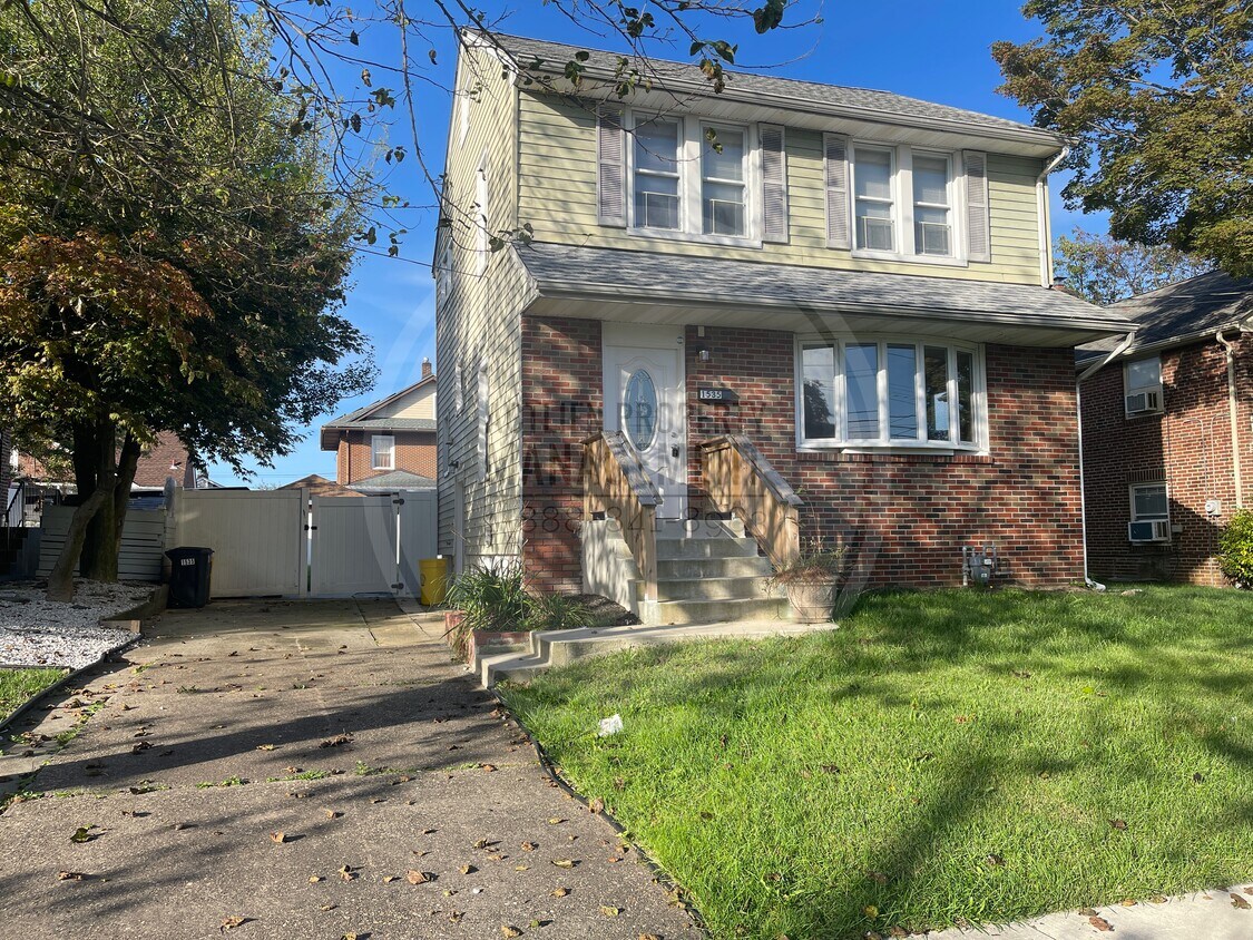 Primary Photo - 1535 Gross Ave