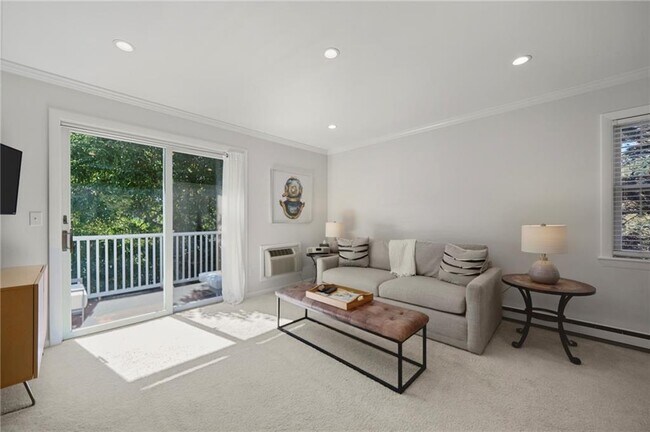 Foto del edificio - 364 Bellevue Ave