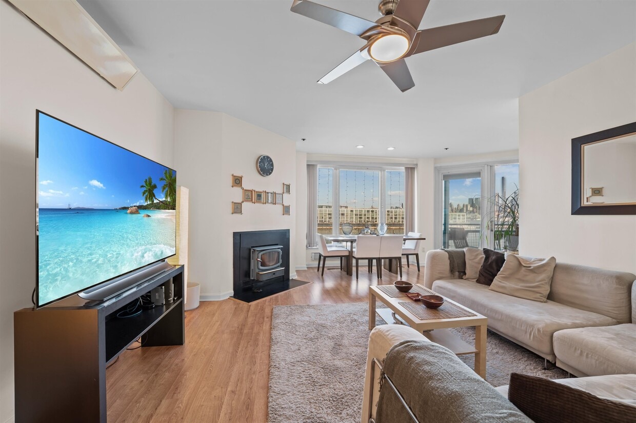 Foto principal - 600 Harbor Blvd