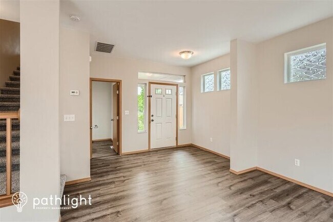 Building Photo - 6901 41St Street E, Fife, WA, 98424