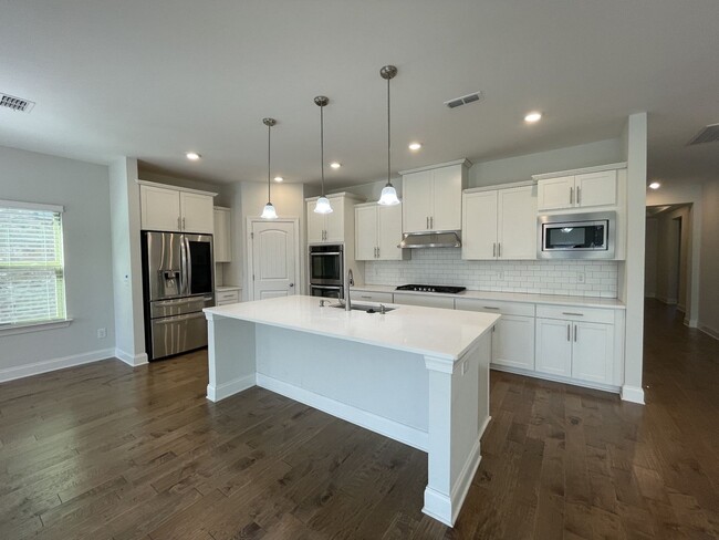 Foto del edificio - Beautiful home in Foxland Harbor