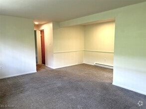 Building Photo - 405 Colonial Dr
