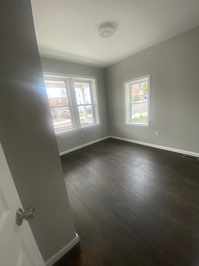 58 King St, Nutley, NJ 07110 House Rental in Nutley, NJ