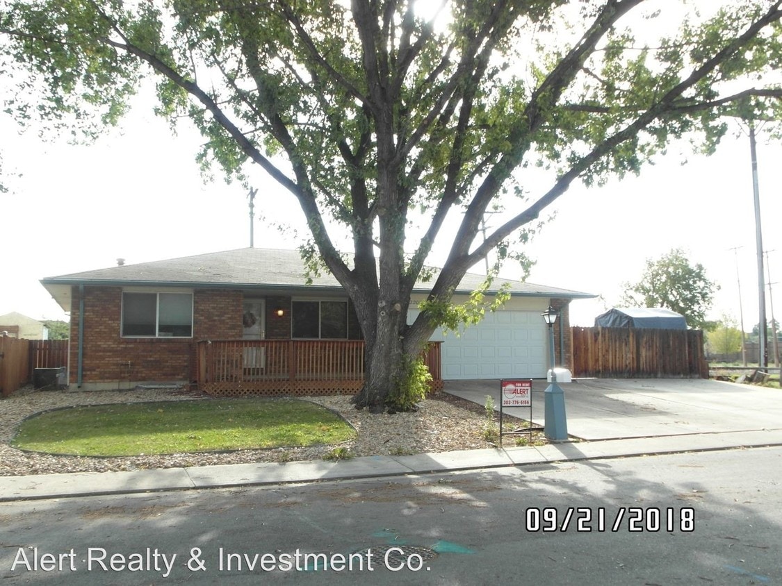 Primary Photo - 4 br, 3 bath House - 2200 Meadow St