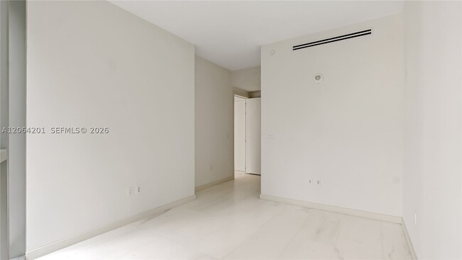 Building Photo - 300 Biscayne Blvd
