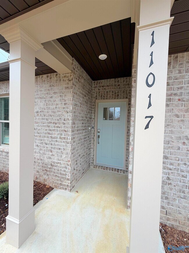 Foto del edificio - 11017 Wayland Rdg Dr